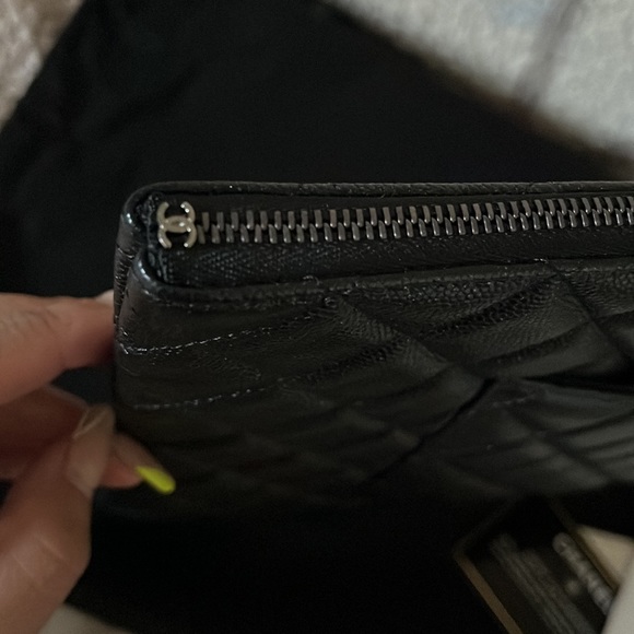 Chanel - Picture 4 of 5